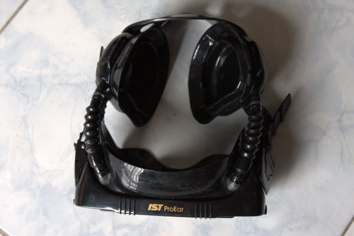 Pro Ear 2000 or IST Pro Ear Diving Mask for dry ears