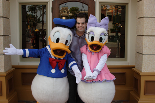 Disneyland Resort HongKong - Donald, Alex and Daisy